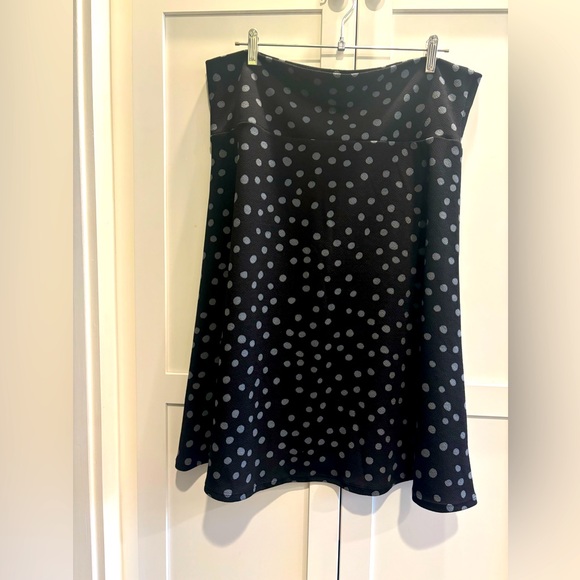 Lularoe Azure Skirt - Picture 2 of 10